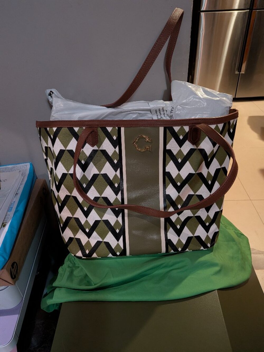 C. Wonder Tote Bag